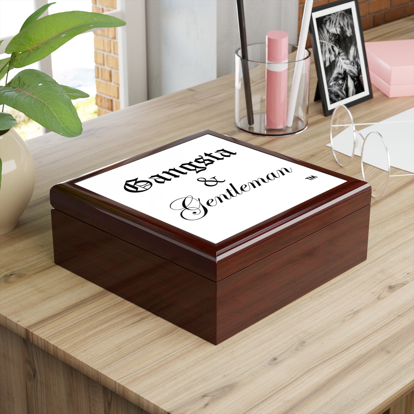 Gangsta & Gentleman Jewelry Box - Stylish Storage for Accessories